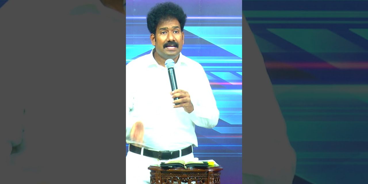 ஓடுவதை நிறுத்து, விசுவாசத்தை உயர்த்து!!! | Message By Pastor M Simon | Tamil Christian Shorts